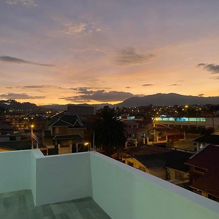 Lindo Departamento Con Vista Increible A Cuenca Exterior foto