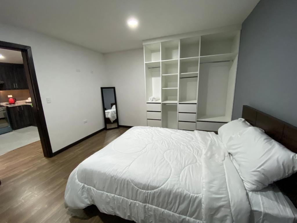 Lindo Departamento Con Vista Increible A Cuenca Exterior foto